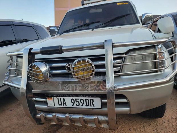 Toyota Land Cruiser Prado 3.0 D-4D 5dr 2000 White