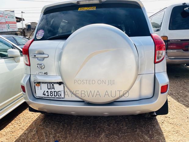 Toyota RAV4 2008
