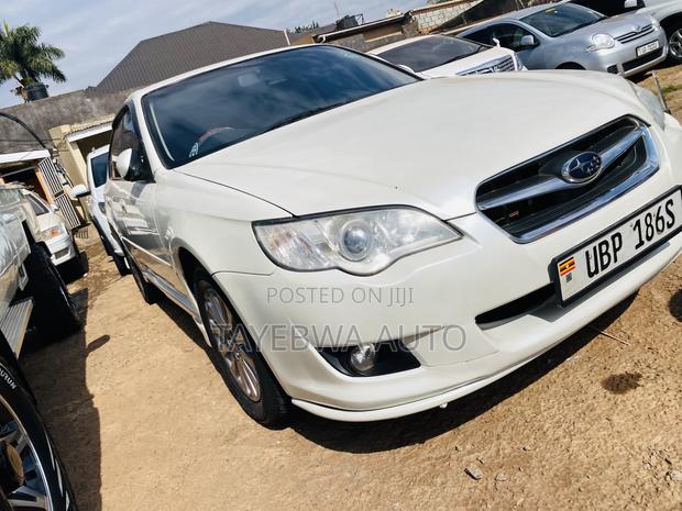 Subaru Legacy 2.0 G 2008