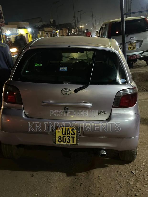 Toyota Vitz 2002