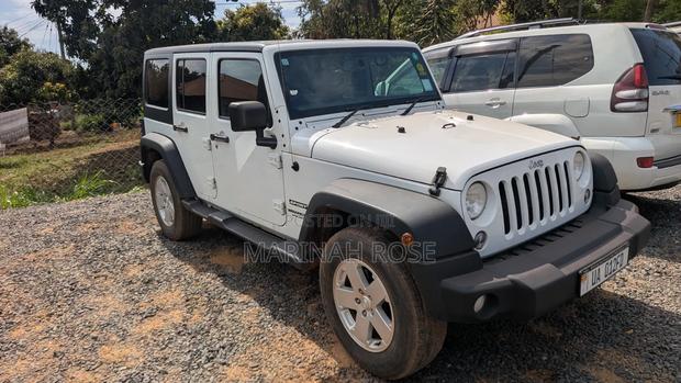 Jeep Wrangler 2018 White
