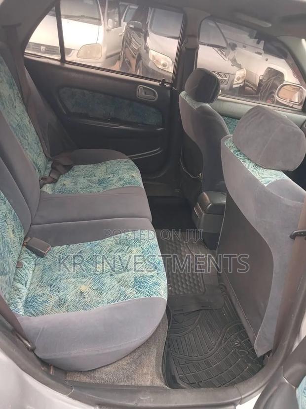 Toyota Carib 2000 Silver