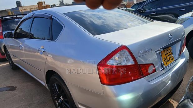 Nissan Fuga 2005 Silver