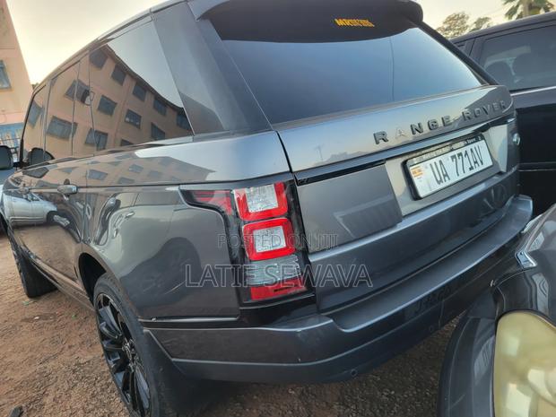Land Rover Range Rover Vogue 2016 Silver