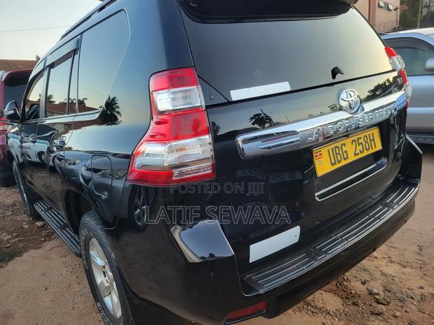 Toyota Land Cruiser Prado 2.7 2017 Black