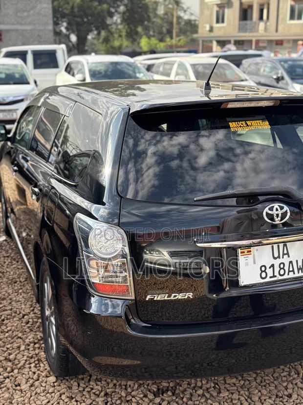 Toyota Corolla Fielder 1.5 Petrol FWD 2010 Black