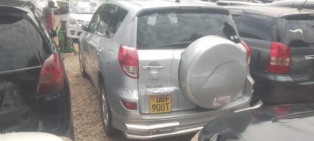 Toyota RAV4 2009 Silver