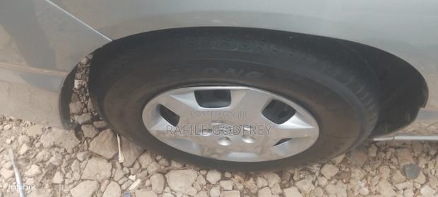 Toyota Noah 2006 Silver