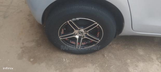 Toyota Vitz 2008 Silver