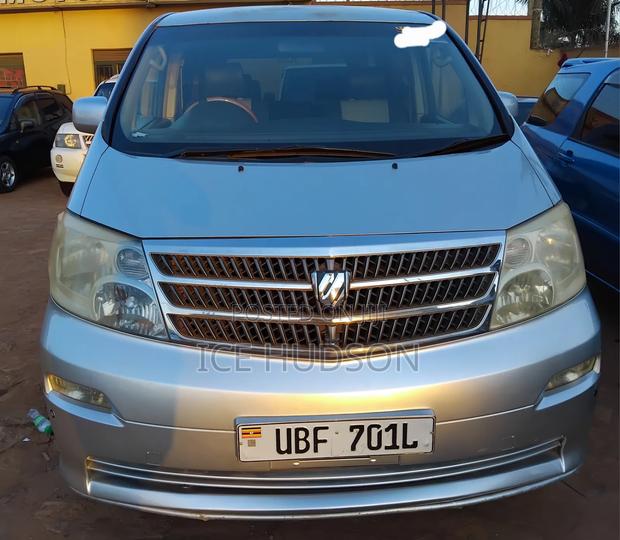 Toyota Alphard 2005 Silver