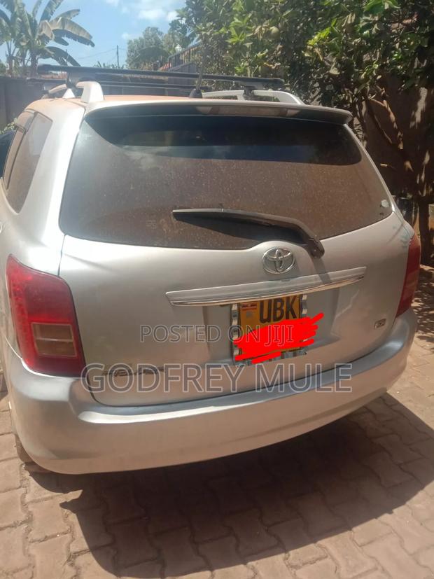 Toyota Corolla Fielder 2006 Silver