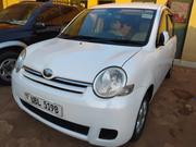 Toyota Sienta 2010 White for sale