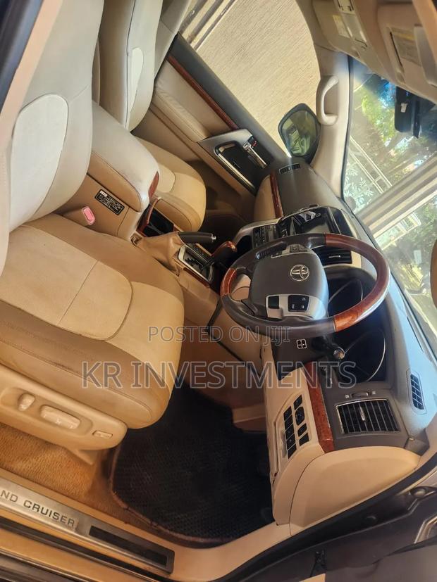 Toyota Land Cruiser Prado 2014 Silver