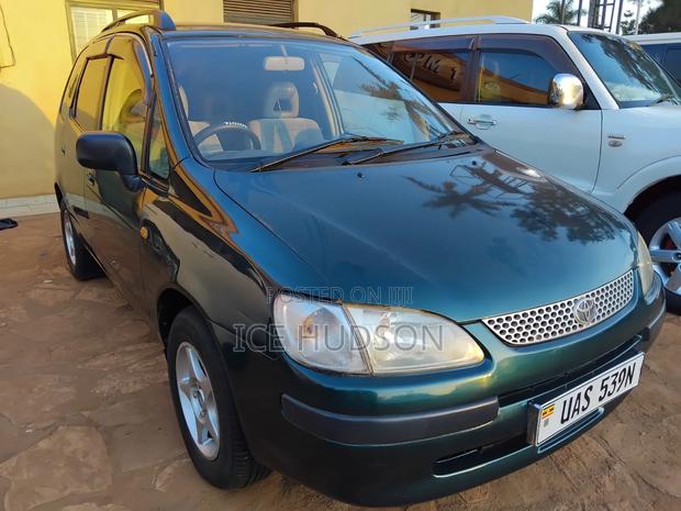 Toyota Corolla Spacio 2003 Green