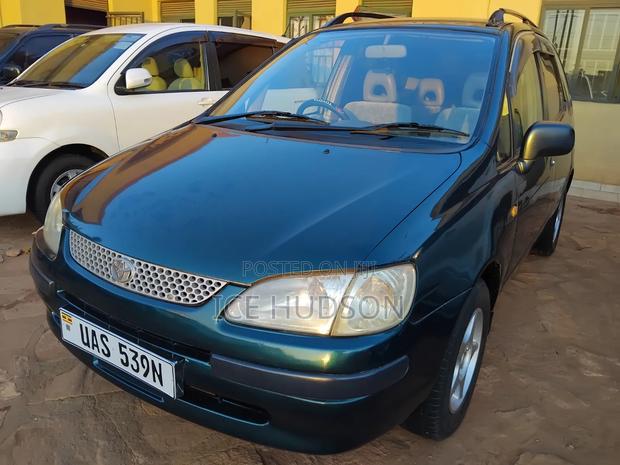 Toyota Corolla Spacio 2003 Green