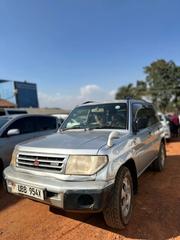 Mitsubishi Pajero 2000 Silver for sale