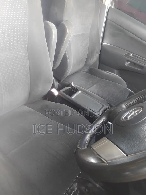 Toyota Wish 2006 Silver