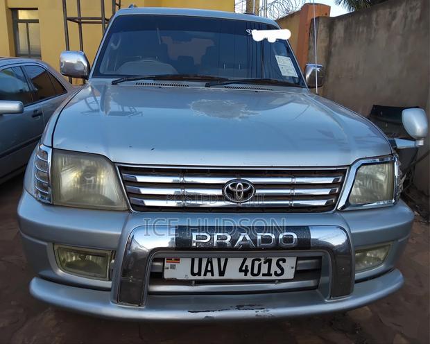 Toyota Land Cruiser Prado 2002 Silver