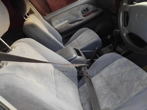 Toyota Land Cruiser Prado 2002 Silver