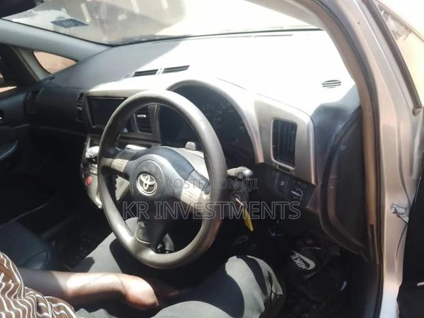 Toyota Wish 2008 Silver