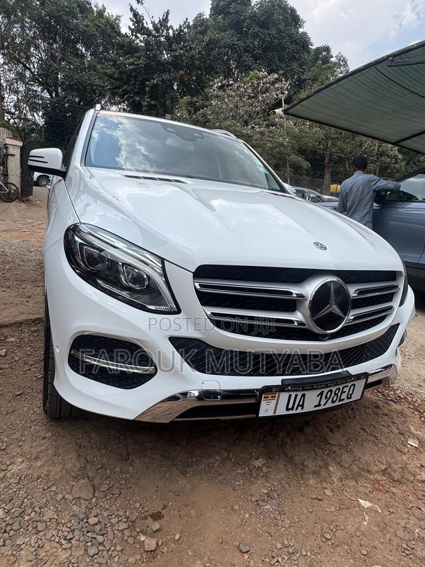 Mercedes-Benz GLE-Class GLE 350d 4MATIC 2016 White