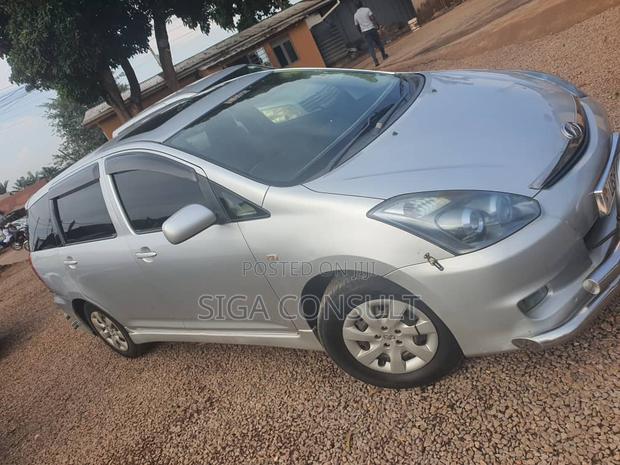 Toyota Wish 2007 Silver