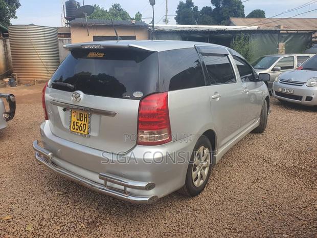 Toyota Wish 2007 Silver