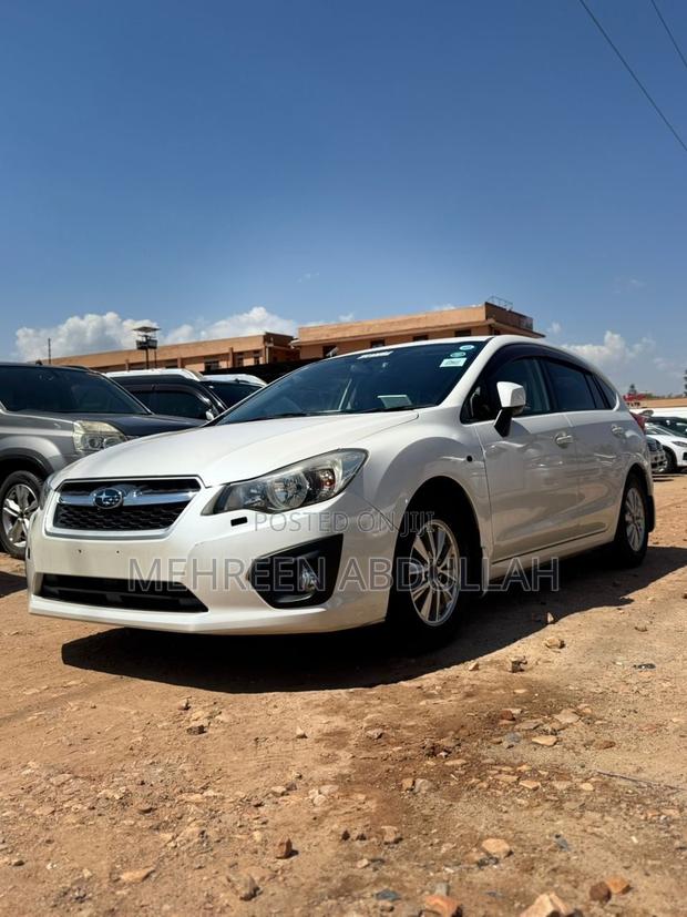 Subaru Impreza 2.0i 4-dr 2013 White