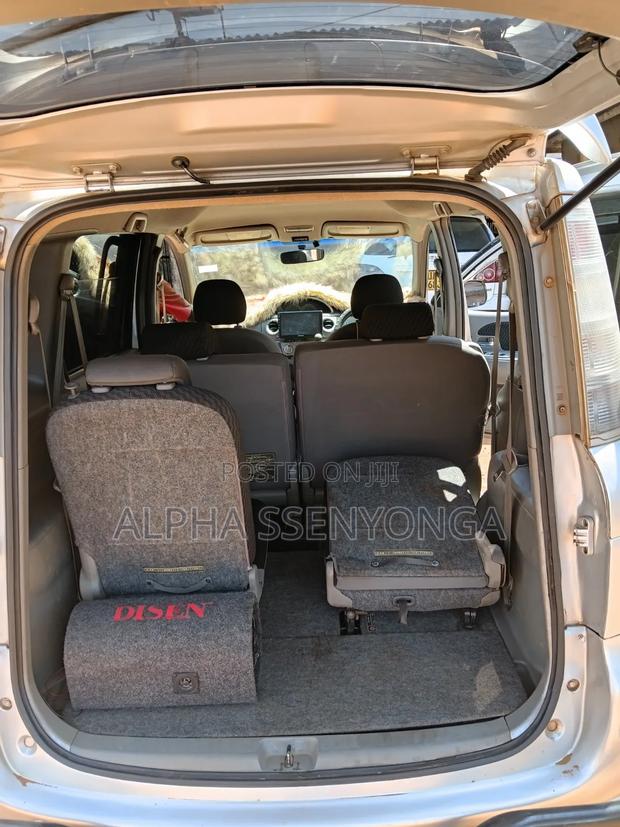 Toyota Sienta 1.5 AWD 2008 Silver
