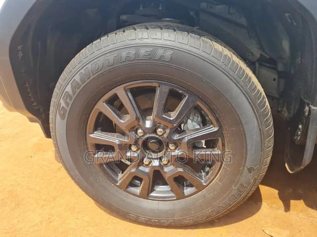 Toyota Land Cruiser Prado 2015 White