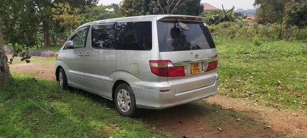 Toyota Alphard 2.4 Petrol FWD 2003 Brown