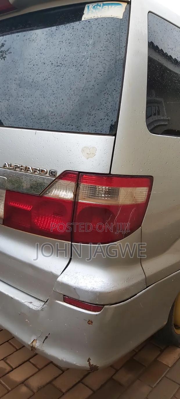 Toyota Alphard 2.4 Petrol FWD 2003 Brown