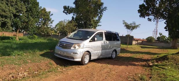 Toyota Alphard 2.4 Petrol FWD 2003 Brown