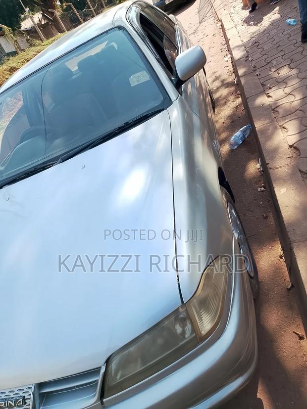 Toyota Carina 1998 Silver