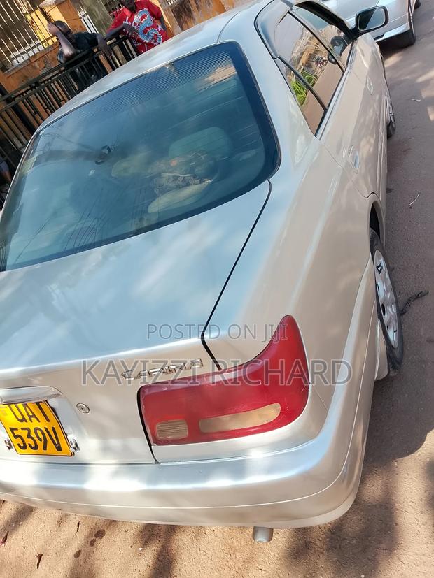 Toyota Carina 1998 Silver