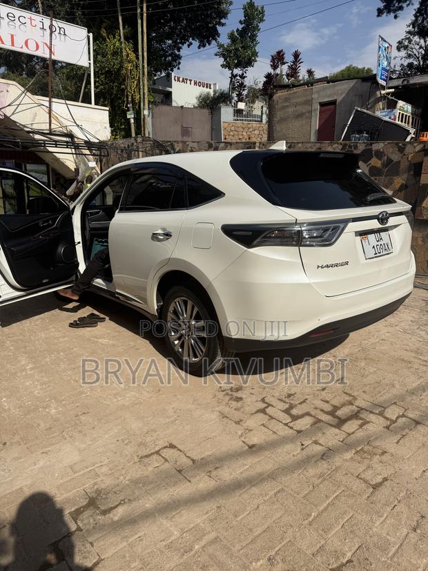 Toyota Harrier 2016 White
