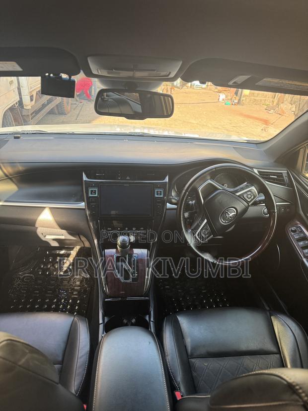 Toyota Harrier 2016 White