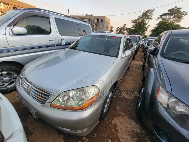 Toyota Mark II 2002 Silver