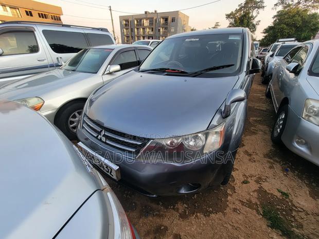 Mitsubishi Outlander 2012 Gray