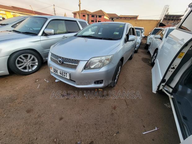 Toyota Corolla Fielder 2010 Silver