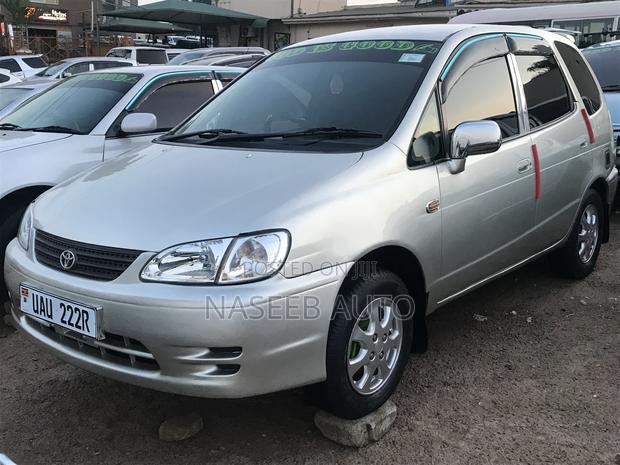 Toyota Corolla Spacio 2005 Silver