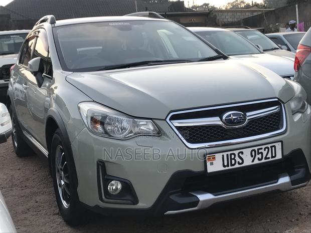 Subaru XV 2014 Green