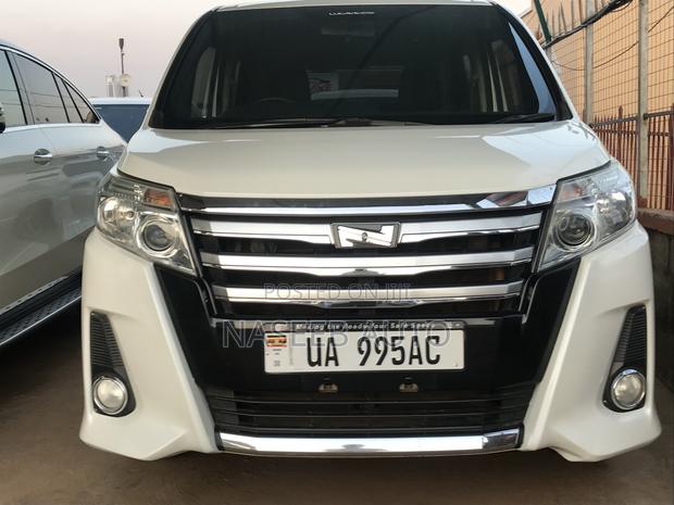 Toyota Noah 2016 White