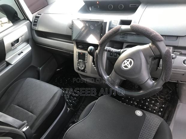 Toyota Noah 2008 White