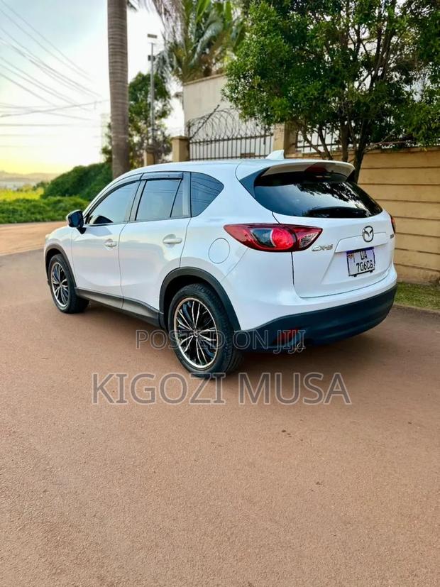 Mazda CX-5 2.2 Diesel FWD 2013 White