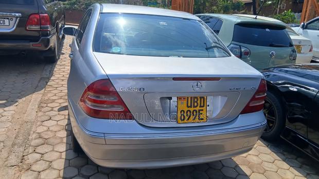Mercedes-Benz C180 2005 Silver