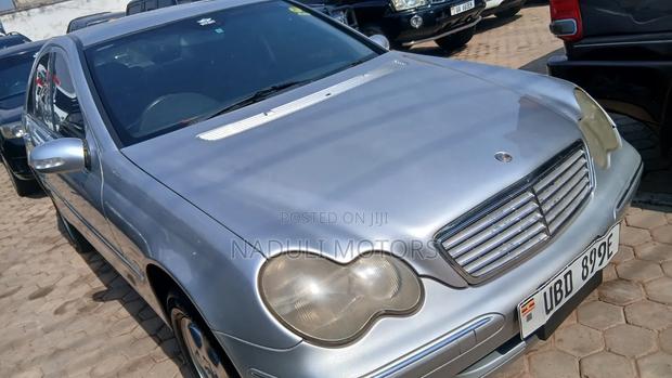 Mercedes-Benz C180 2005 Silver