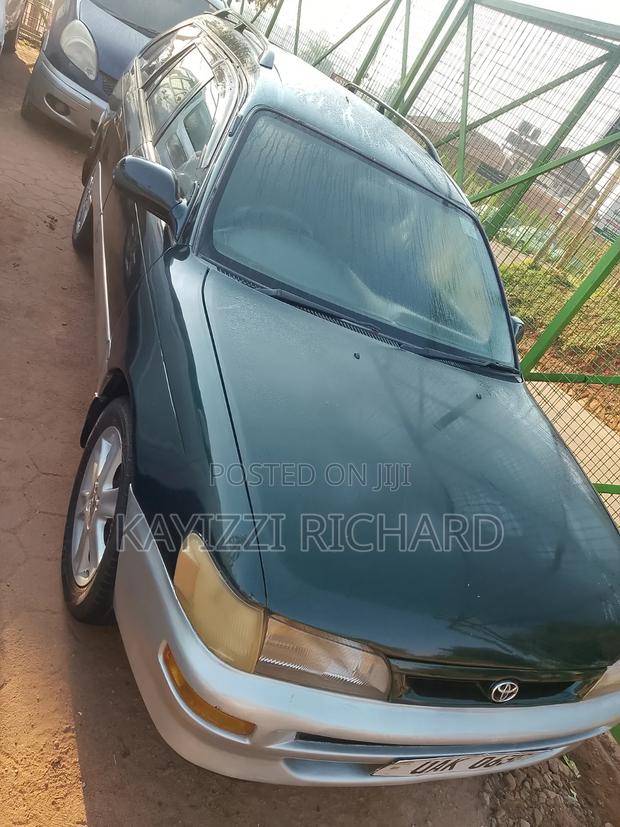 Toyota Corolla Touring 2019 Green