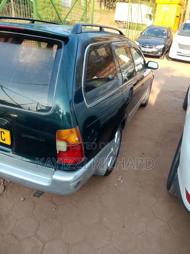 Toyota Corolla Touring 2019 Green