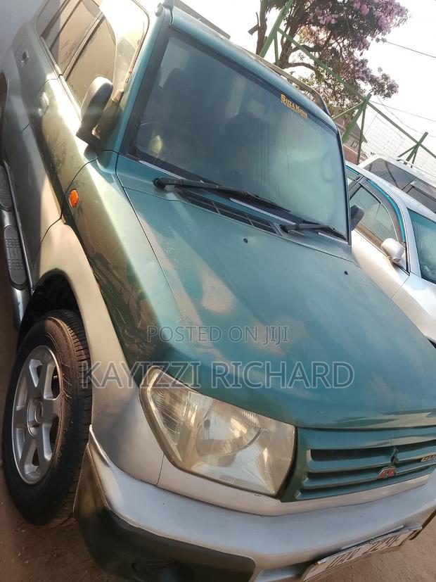 Mitsubishi Pajero 2005 Green